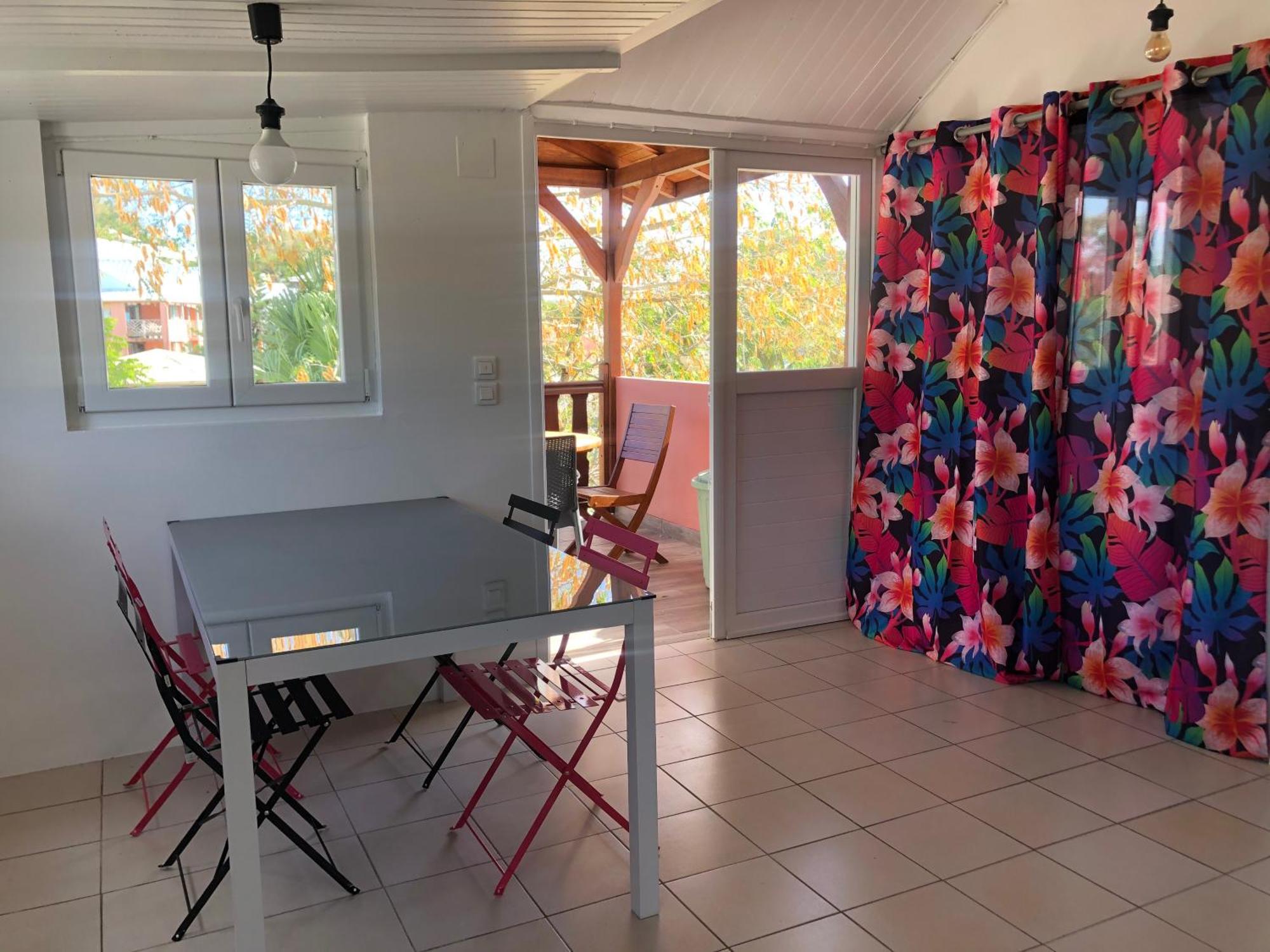 Beau T4 Refait A Neuf Proche Plage Sainte-Anne Exteriör bild